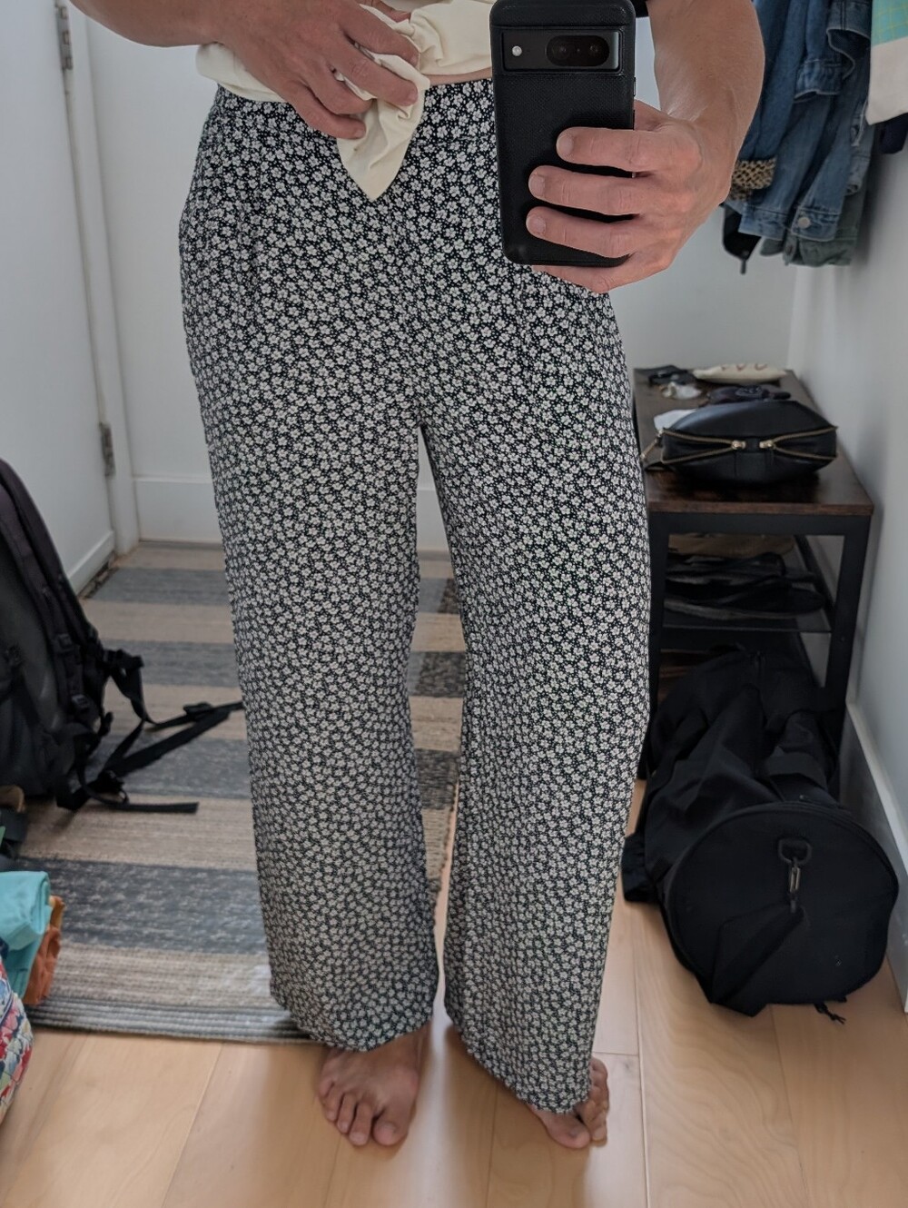 ICHI Wide Leg Ditsy Print Pants - Picture 3 of 9